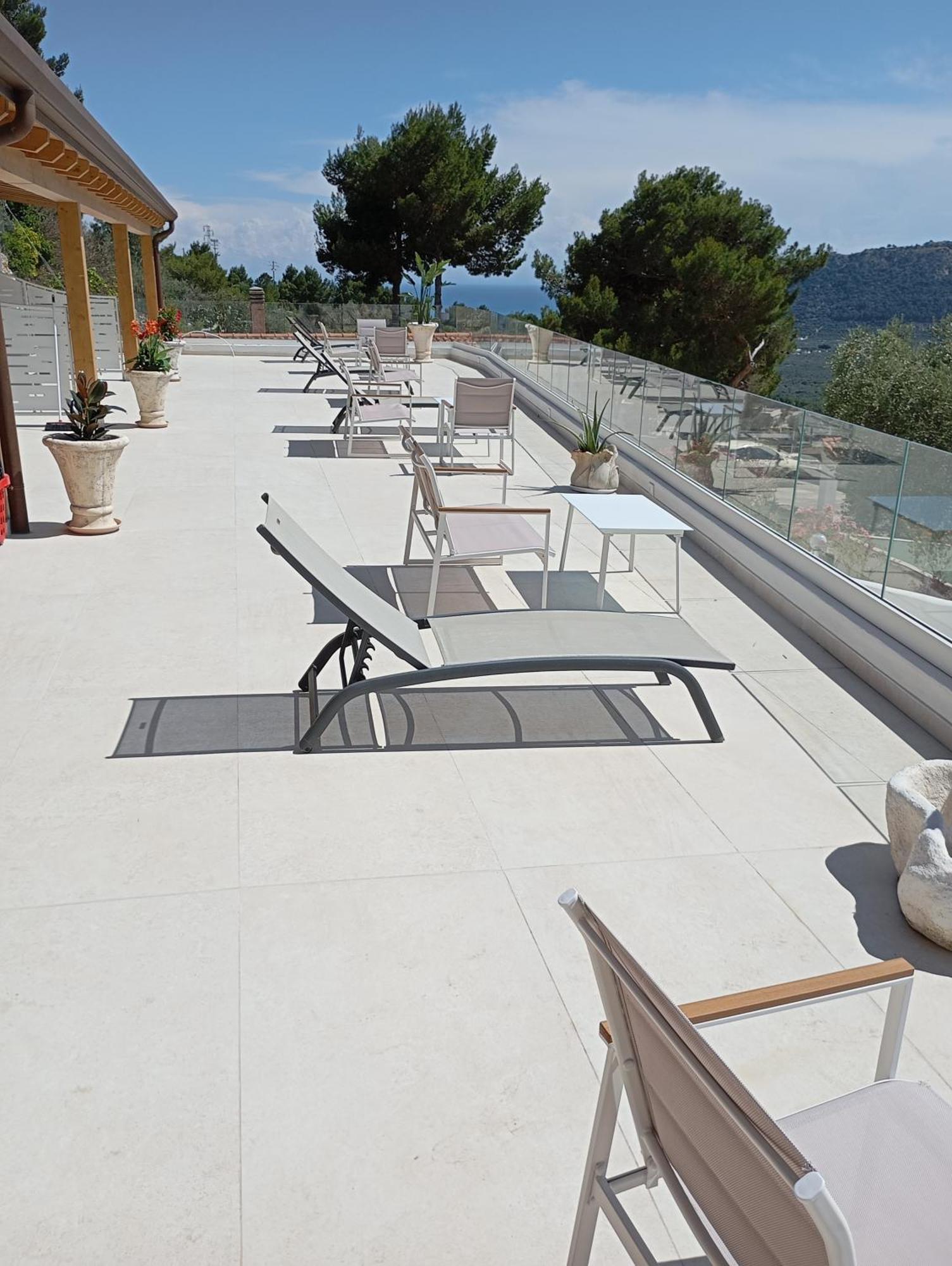 Aura Apartments Mattinata Εξωτερικό φωτογραφία